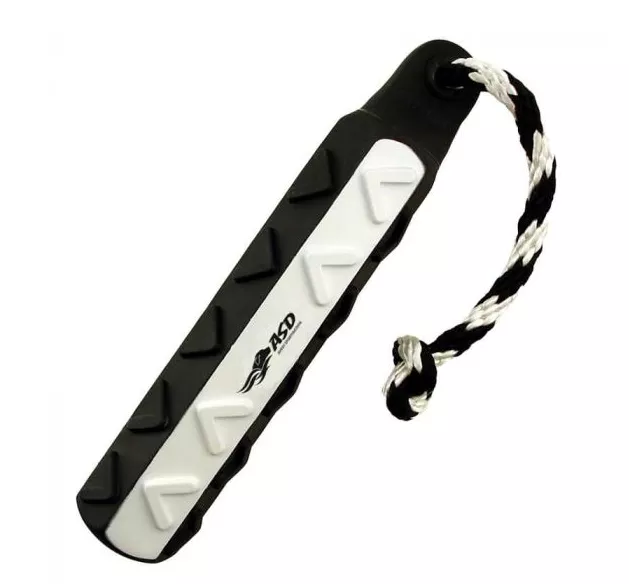 Avery Sporting Dog ASD 2" HexaBumper Black/White Dummy #02701
