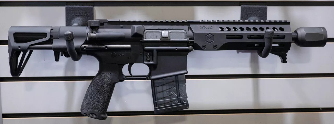 Maxim Defense MD-15 .300 BLK, 8.5″ Barrel, Black, SCW Stock