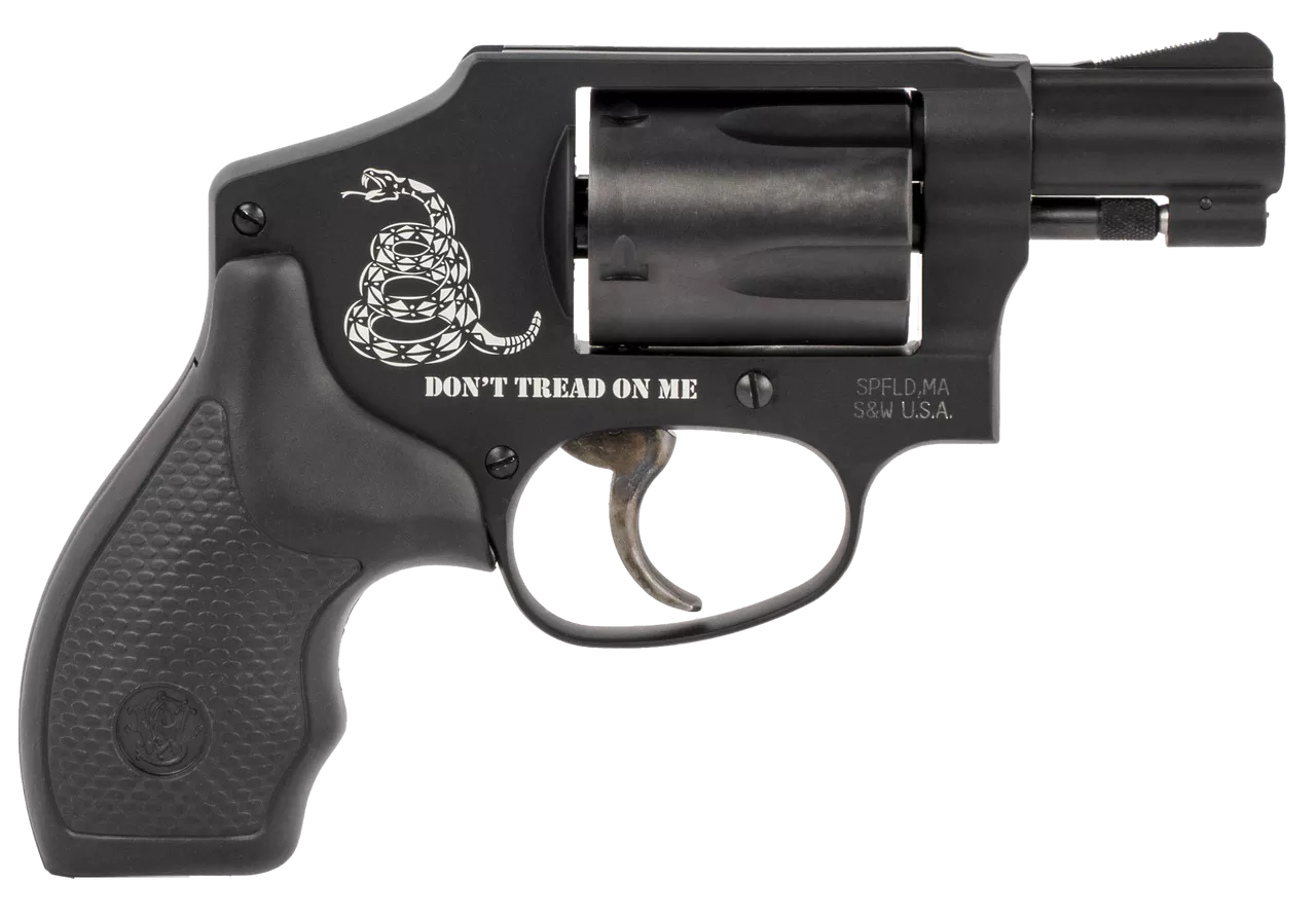 Smith & Wesson 442 Airweight ‘Don’t Tread On Me’, .38 Special, 1.8″ Barrel, Black, 5rd
