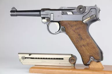 SOLD - 1917 Erfurt Luger - Matching Magazine (6347k - 12137)