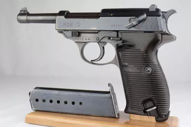 SOLD - 1941 Nazi Walther P.38 - Matching Magazine (4616h - 08980)