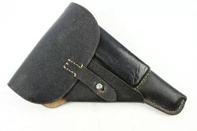 SOLD - 1944 Pebble Grain P.38 Holster (082318-4)