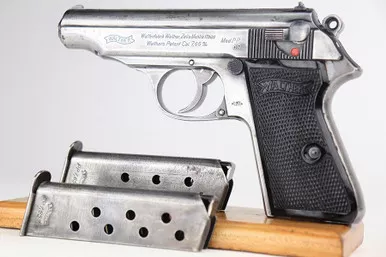SOLD - Luftwaffe Contract Walther PP - Matching Magazine (221239p - 19307)
