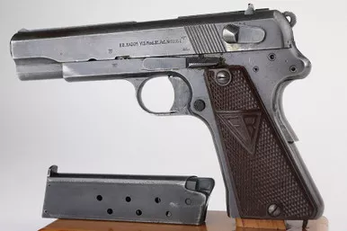 SOLD - Nazi Radom VIS 35 (H2090 - 16572)