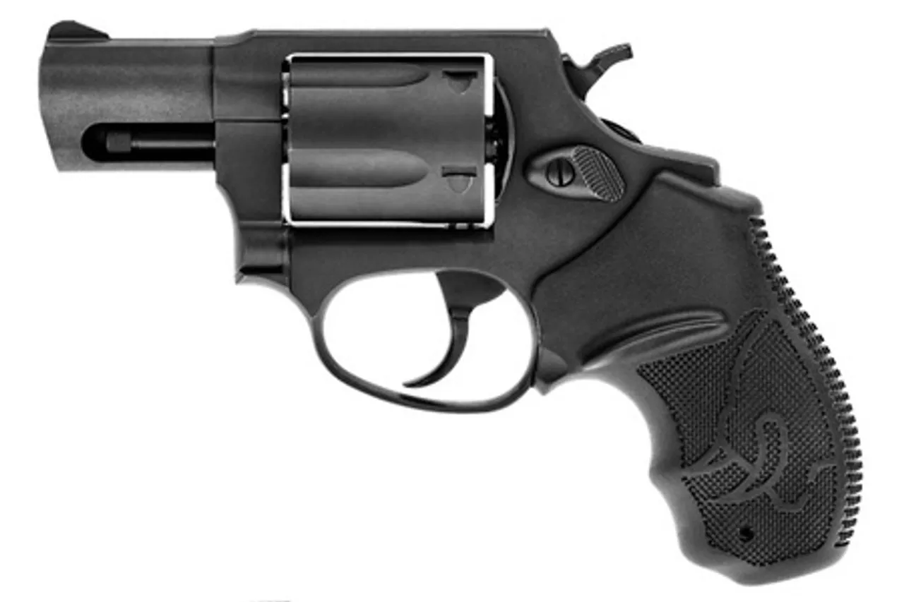 Taurus 605 Standard 357 Mag 2″ 5rd Fixed Sight Rubber Grip Blued