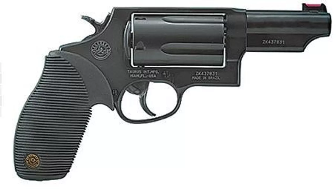 Taurus Model 45/410 Judge Tracker Revolver 3″ barrel (2.5″ chamber).