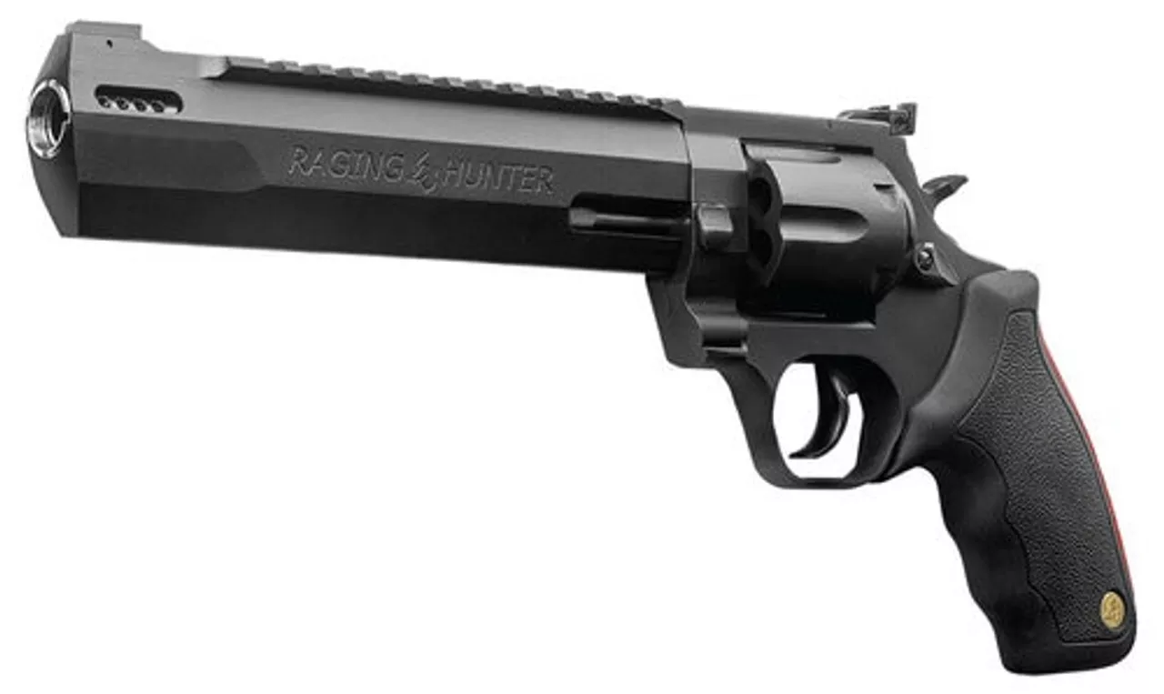 Taurus Raging Hunter Pack, .44 Mag 8.375″ Barrel, 6rd, Matte Black, Rubber Grips, Deluxe Case