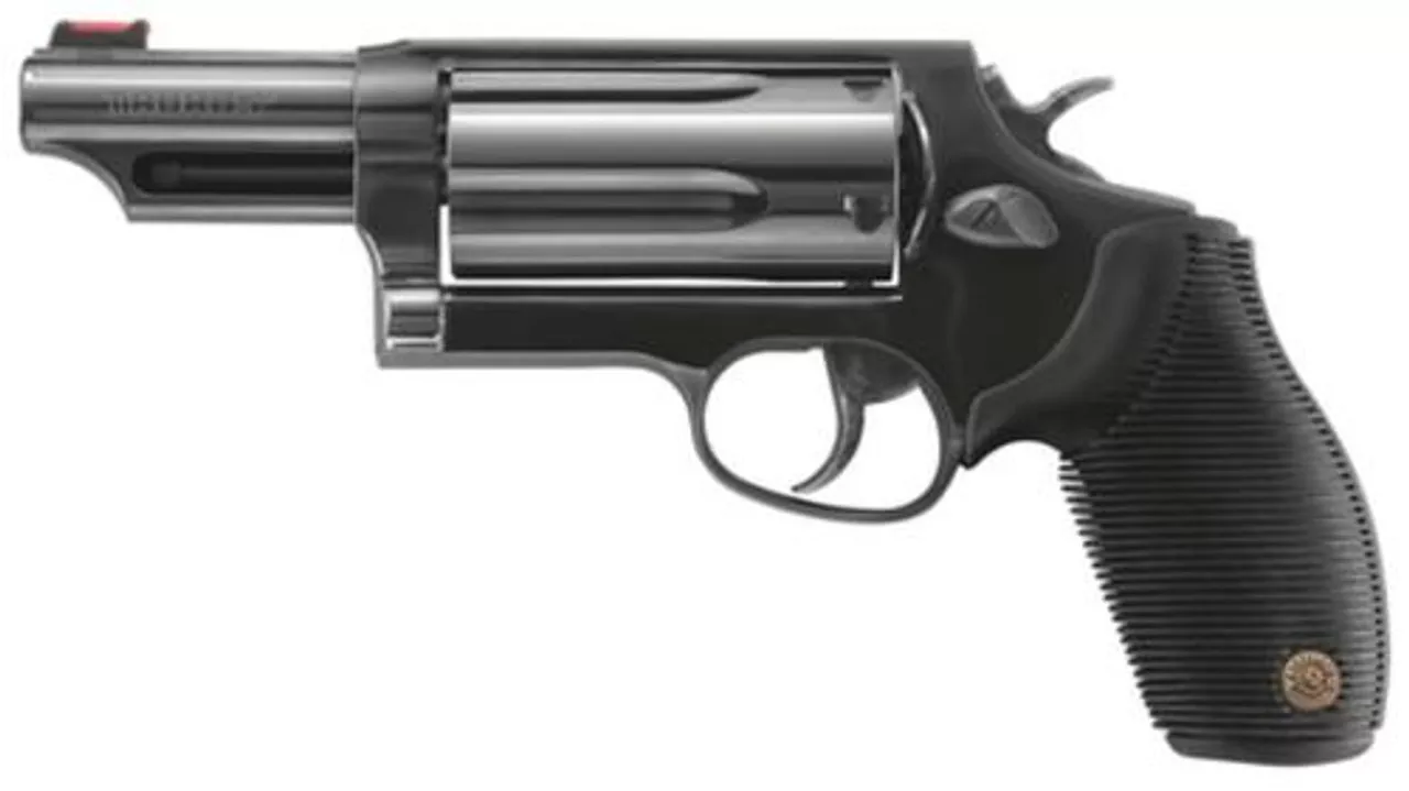 Taurus Tracker 410 Ga- 45 Colt, 3″ Chamber, 3″ Barrel, Fiber Optic Sights, Blued, 5rd