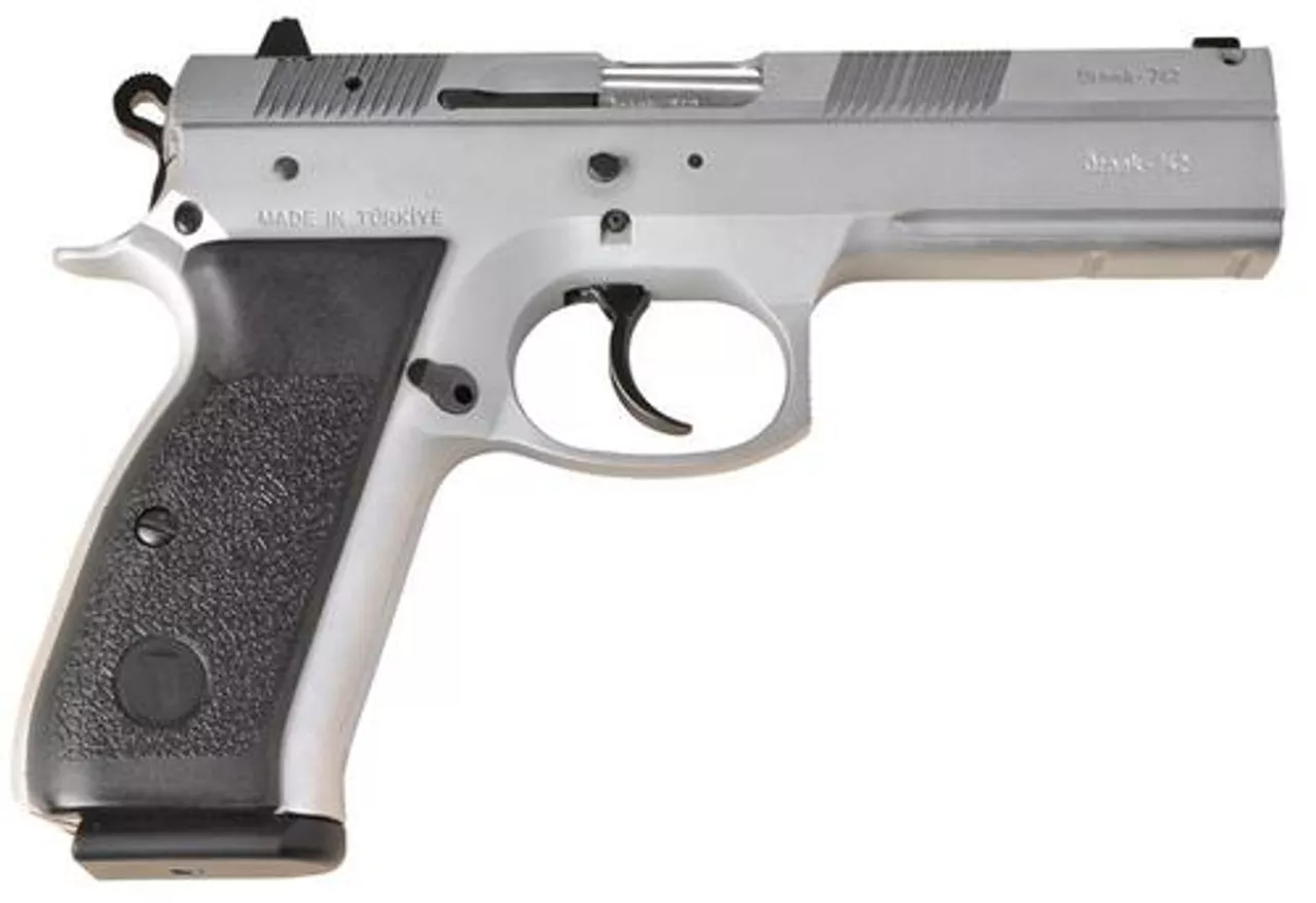 TriStar P-120 Pistol 9mm 4.7″ Barrel, Black Poly Grip Chrome, 17rd